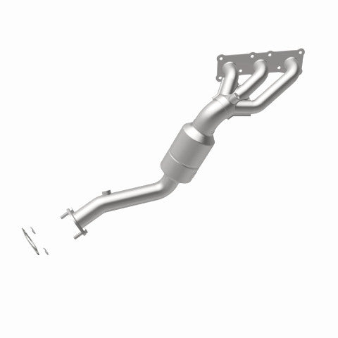 MagnaFlow direct-fit catalytic converter fits 2008-2011 BMW 528i, 2009-2010 BMW 528i xDrive, and more, this and 2008-2009 528i 3.0L Front 3.0L stainless steel CARB compliant OBDII