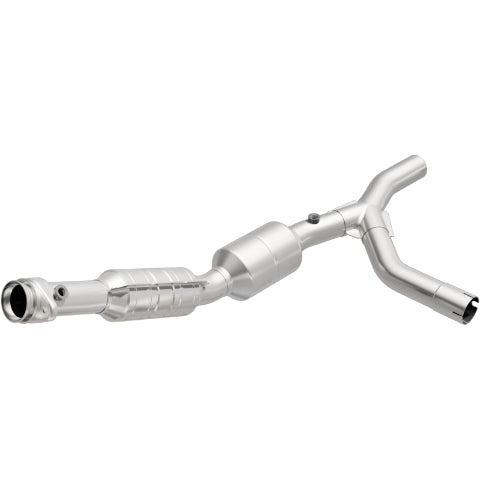 MagnaFlow direct-fit catalytic converter for 2005-2007 Ford 4.6L passenger side stainless steel CARB compliant OBDII 51310