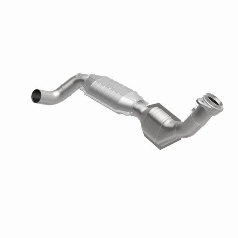 MagnaFlow direct-fit catalytic converter for 2000-2003 Ford F-150 5.4L driver side stainless steel CARB compliant OBDII 51324