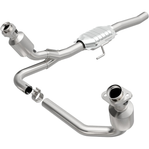 MagnaFlow direct-fit catalytic converter for 2000-2003 Dodge 4.7L stainless steel CARB compliant OBDII 51337