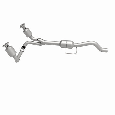 MagnaFlow direct-fit catalytic converter for 2000-2003 Dodge 4.7L stainless steel CARB compliant OBDII 51338