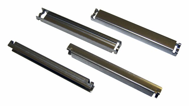 Jeep Metal Brake Pad Clip Kit - 5143705AA