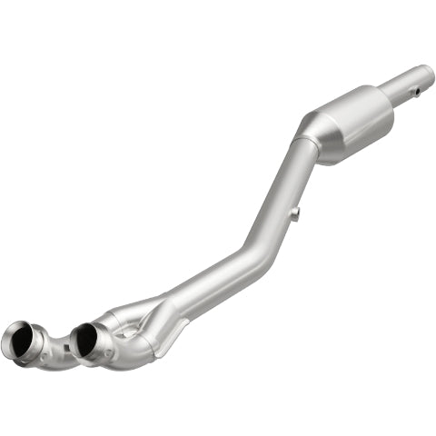 MagnaFlow direct-fit catalytic converter for 2000-2003 BMW M5 5.0L driver side stainless steel CARB compliant OBDII 51472