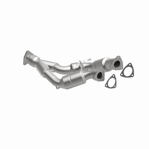 MagnaFlow direct-fit catalytic converter for 2004-2006 VW 3.2L stainless steel CARB compliant 51499
