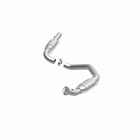 MagnaFlow direct-fit catalytic converter fits 2006-2009 Chevrolet Express 2500, Chevrolet Express 3500, and additional vehicles and 2003-2005 Express 2500 4.8L driver side 4.8L dri