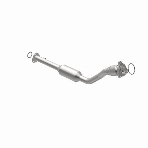 MagnaFlow direct-fit catalytic converter fits 1999-2001 Pontiac Grand Am, Oldsmobile Alero, and additional vehicles. Avoid potential exhaust leaks by using the included gaskets to