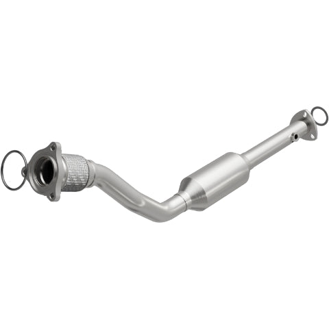 MagnaFlow direct-fit catalytic converter fits 1999-2001 Pontiac Grand Am, Oldsmobile Alero, and additional vehicles. Avoid potential exhaust leaks by using the included gaskets to
