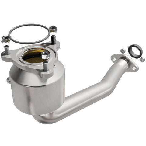 MagnaFlow direct-fit catalytic converter fits 2004-2007 Suzuki Aerio 2.3L stainless steel CARB compliant OBDII 51671