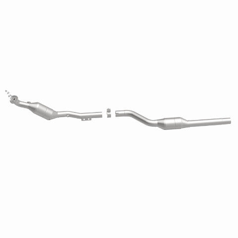 MagnaFlow direct-fit catalytic converter for 2000-2002 Mercedes 4.3L stainless steel CARB compliant OBDII 51687