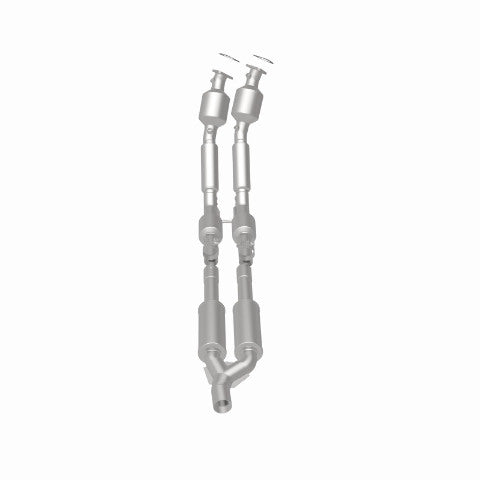 MagnaFlow direct-fit catalytic converter for 2006-2008 VW Passat 3.6L stainless steel CARB compliant 51799