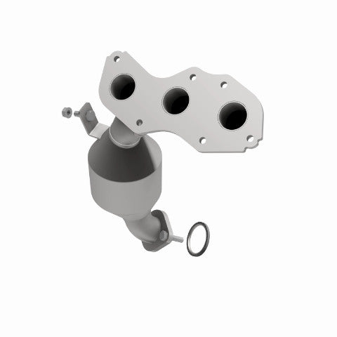 MagnaFlow direct-fit catalytic converter fits 2008-2013 Toyota Highlander and 2007-2011 Toyota Sienna, this and 2008-2009 Toy Toyota Highlander 3.5L stainless steel CARB compliant