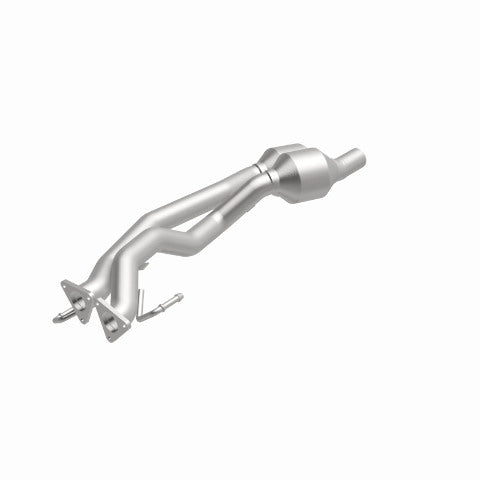 MagnaFlow direct-fit catalytic converter fits 2007-2010 Audi Q7 3.6L and 2007-2010 Volkswagen Touareg 3.6L stainless steel CARB compliant OBDII 51957