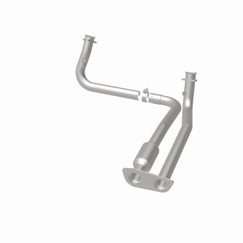 MagnaFlow direct-fit catalytic converter fits 1996-2000 Chevrolet K2500, Chevrolet C2500, and additional vehicles. Hardware is included to eliminate the hassle of working with corr