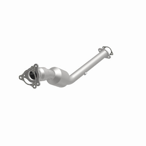 MagnaFlow direct-fit catalytic converter fits 2005-2007 Chevrolet Cobalt and 2004-2007 Saturn Ion. Avoid potential exhaust leaks by using the included gaskets to get a proper seal