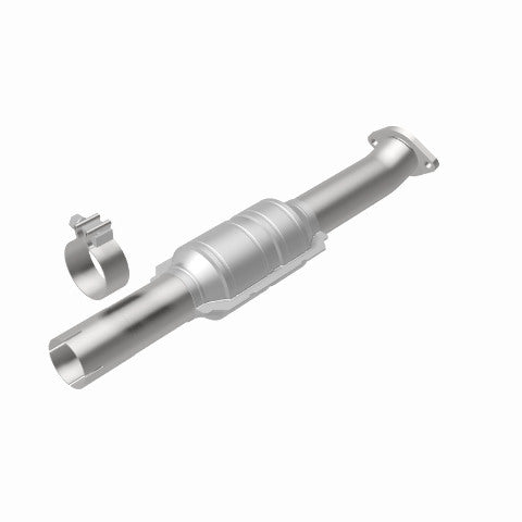 MagnaFlow direct-fit catalytic converter fits 2010-2012 VENZA 2.7L stainless steel CARB compliant OBDII 52108