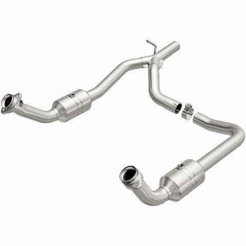 MagnaFlow direct-fit catalytic converter for 2009-2014 Ford 4.6L 2.5 inch inlet/outlet stainless steel CARB compliant 52153