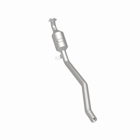 2006-2011 R350 3.5 L Underbody Direct-Fit Catalytic Converter 52177 Magnaflow