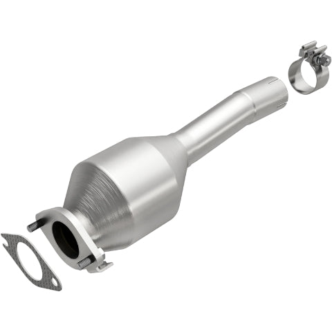 MagnaFlow direct-fit catalytic converter fits 2010-2013 TRANSIT CONNECT 2.0 L stainless steel CARB compliant OBDII 52270