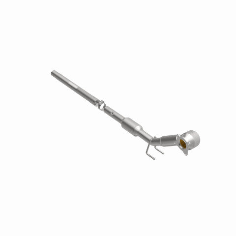 MagnaFlow direct-fit catalytic converter fits 2012-2013 Volkswagen Jetta and Volkswagen Beetle, this and 2012-2013 Beetle L4 2 stainless steel CARB compliant 52281