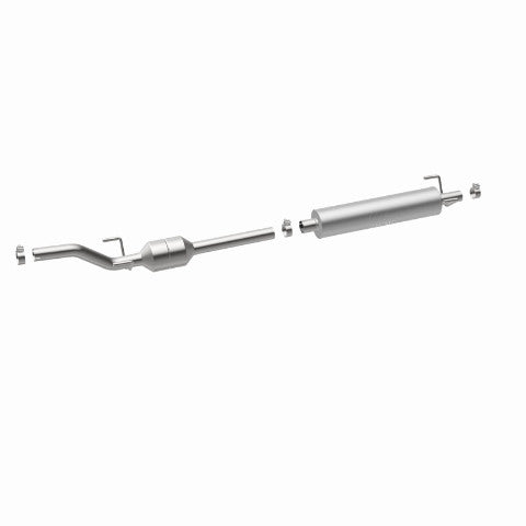 MagnaFlow direct-fit catalytic converter fits 2003-2006 Dodge Sprinter 2500, Freightliner Sprinter 2500, and additional vehicles. Hardware is included to eliminate the hassle of wo