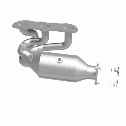 MagnaFlow direct-fit catalytic converter fits 2012-2015 911 H6 3.8 3.8 inch inlet/outlet stainless steel CARB compliant 52388
