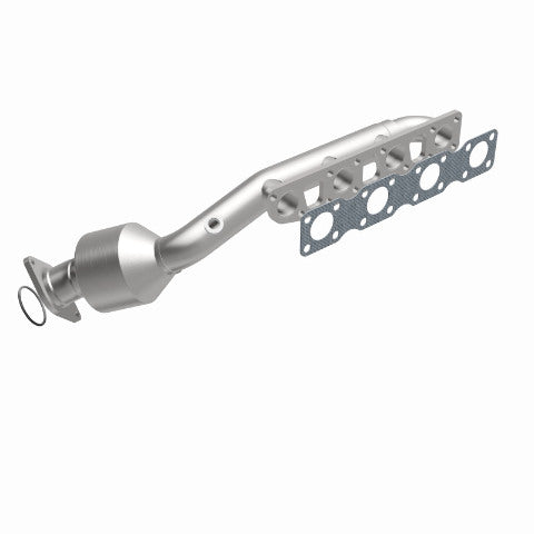 MagnaFlow direct-fit catalytic converter fits 2003-2004 INFINITI M45 and 2003-2006 INFINITI Q45, this and 2003-2004 M45 V8 4.5 4.5 inch inlet/outlet stainless steel CARB compliant