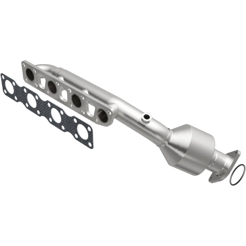MagnaFlow direct-fit catalytic converter fits 2003-2004 INFINITI M45 and 2003-2006 INFINITI Q45, this and 2003-2004 M45 V8 4.5 4.5 inch inlet/outlet stainless steel CARB compliant