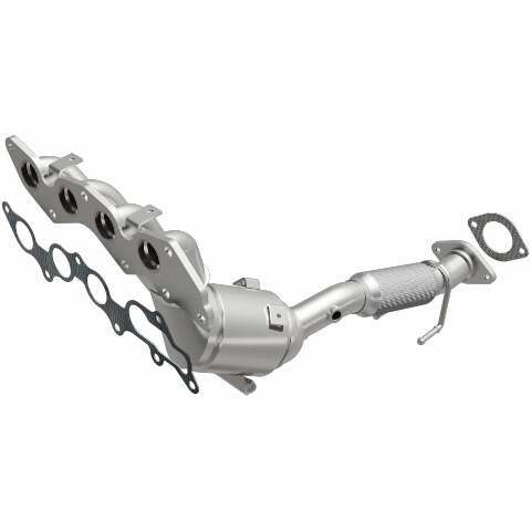 MagnaFlow direct-fit catalytic converter fits 2014-2015 Transit Connect L4 2.5 inch inlet/outlet stainless steel CARB compliant 52444