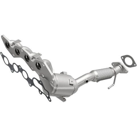 MagnaFlow direct-fit catalytic converter fits 2014-2015 Transit Connect L4 2.5 inch inlet/outlet stainless steel CARB compliant 52444