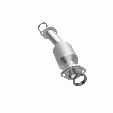 MagnaFlow direct-fit catalytic converter fits 2011 Sienna 3.5 3.5 inch inlet/outlet stainless steel CARB compliant 52557
