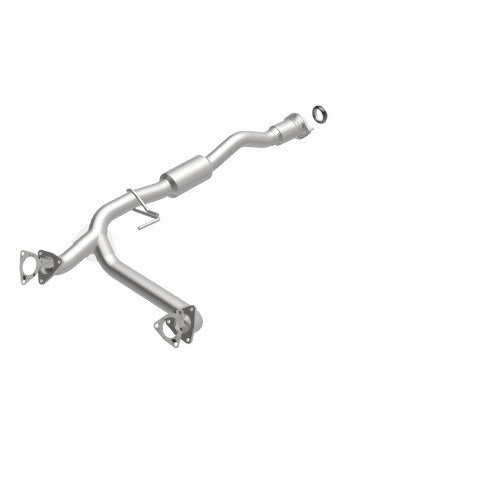 MagnaFlow direct-fit catalytic converter fits 2015-2017 Chevrolet Colorado and GMC Canyon, this and 2015 Colorado 3.6 3.6 inch inlet/outlet stainless steel CARB compliant 52612