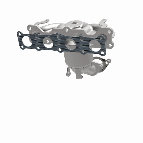 MagnaFlow direct-fit catalytic converter for 2013-2016 Hyundai Santa Fe 2.4L stainless steel CARB compliant 52775