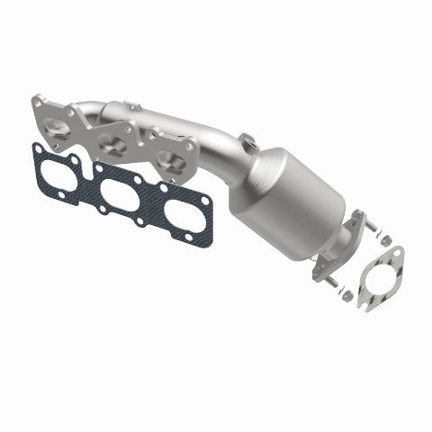 MagnaFlow direct-fit catalytic converter fits 2011-2014 Hyundai Genesis and 2016-2017 Kia K900, this and 2011-2014 Genesis 3.8L stainless steel CARB compliant OBDII 52785