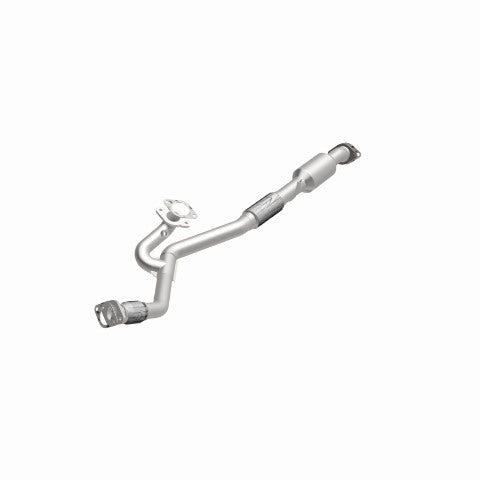 MagnaFlow direct-fit catalytic converter fits 2010-2015 LaCrosse 3 3.6 3.6 inch inlet/outlet stainless steel CARB compliant 52896