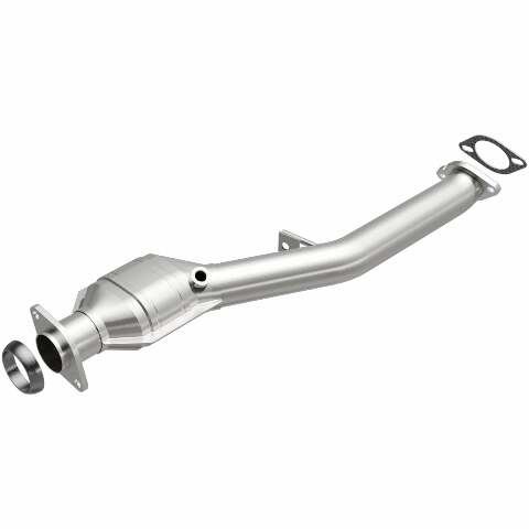MagnaFlow direct-fit catalytic converter fits 2006-2008 Subaru Forester and 2006 Saab 9-2X. Avoid potential exhaust leaks by using the included gaskets to get a proper seal and 200