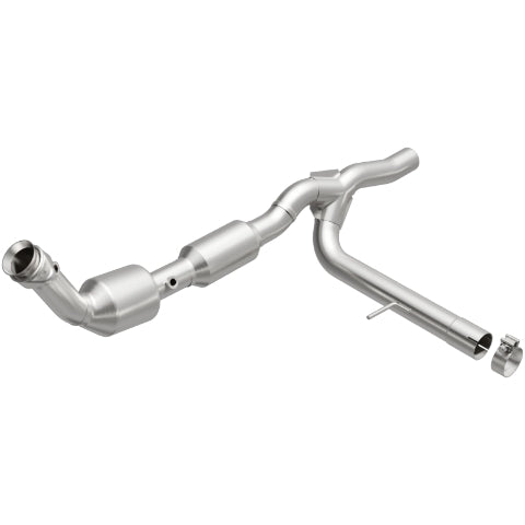 MagnaFlow direct-fit catalytic converter for 2004-2005 Ford F-150 5.4L stainless steel CARB compliant 5481744