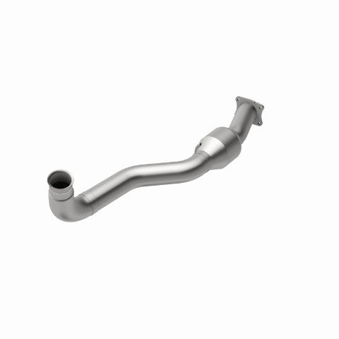 MagnaFlow direct-fit catalytic converter for 2001-2005 Chevy Sierra 6.6L stainless steel Federal EPA compliant OBDII 60501