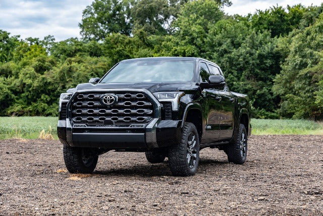 Fits Toyota Tundra 4WD (2022-2024) 3.5 Inch Lift Kit; Rear Air Ride; 71300