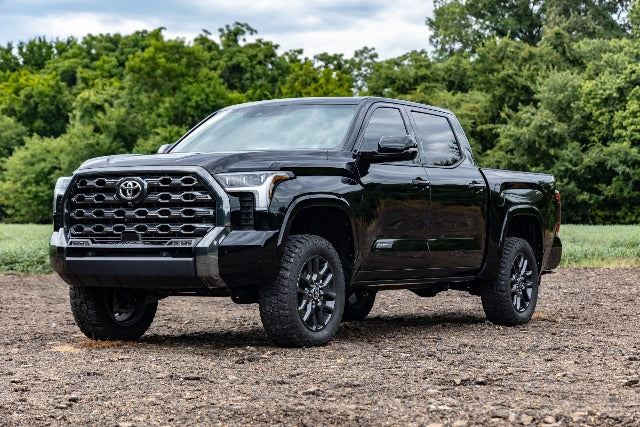 Fits Toyota Tundra 4WD (2022-2024) 3.5 Inch Lift Kit; Rear Air Ride; 71300