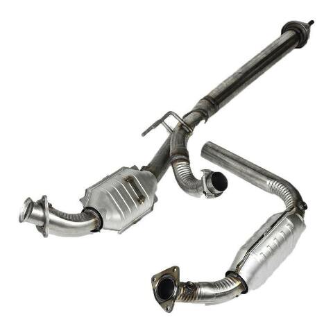 direct-fit catalytic converter fits 2003-2006 Express 1500 4.3L and 2003-2005 GMC Savana 2500 5.3L V8 rear front Federal EPA gasket included 7714066 Schultz