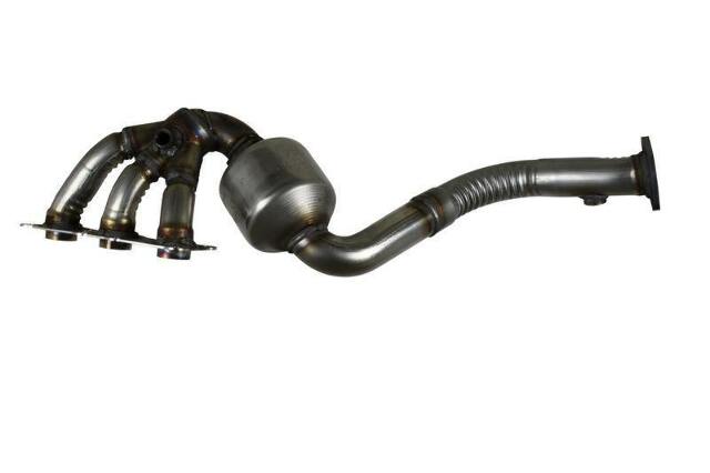 direct-fit catalytic converter fits 2008-2013 128i 3L and 2007-2013 BMW 328i 3L L6 rear front Federal EPA with gaskets 7715010 Schultz
