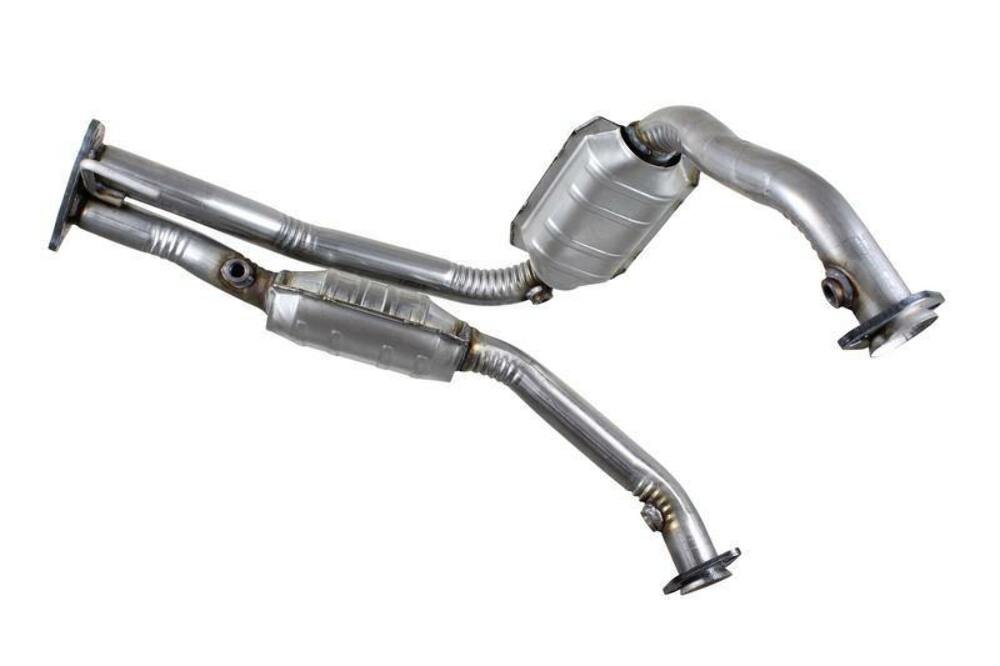 direct-fit catalytic converter fits 2004-2006 Range r 3L and 2004-2006 Mazda B3000 3L V6 rear front Federal EPA gasket included 7717008 Schultz