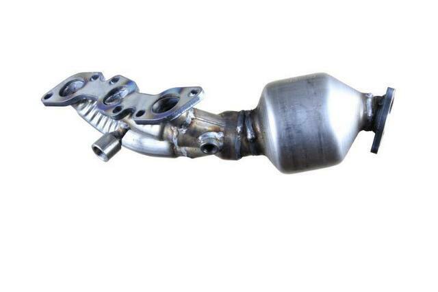 direct-fit catalytic converter fits 2002-2004 Nissan Frontier 3.3L stainless steel 7718016 Schultz
