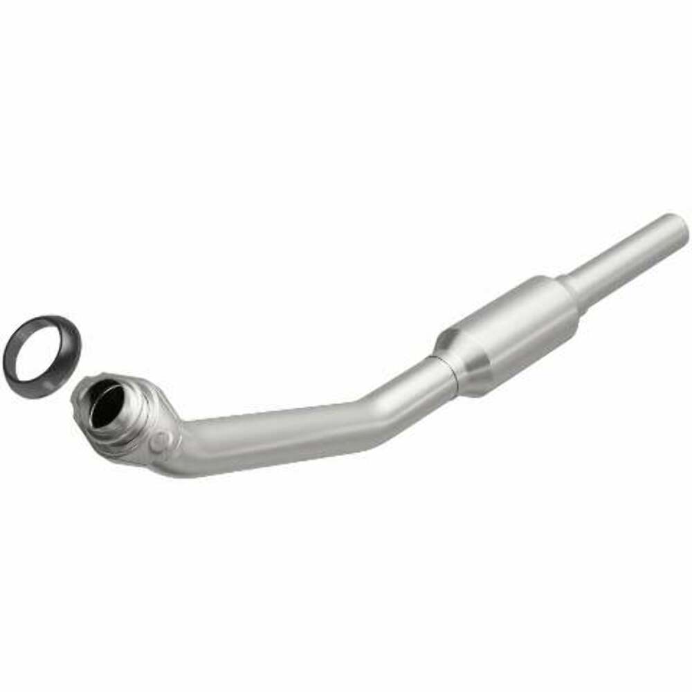 MagnaFlow direct-fit catalytic converter fits 1989-1990 Dodge Caravan and Plymouth Voyager. Avoid potential exhaust leaks by using the included gaskets to get a proper seal and 198