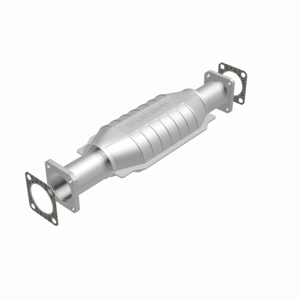 MagnaFlow direct-fit catalytic converter fits 1989-1991 Isuzu Trooper, 1991-1992 Isuzu Rodeo, and additional vehicles. Avoid potential exhaust leaks by using the included gaskets t