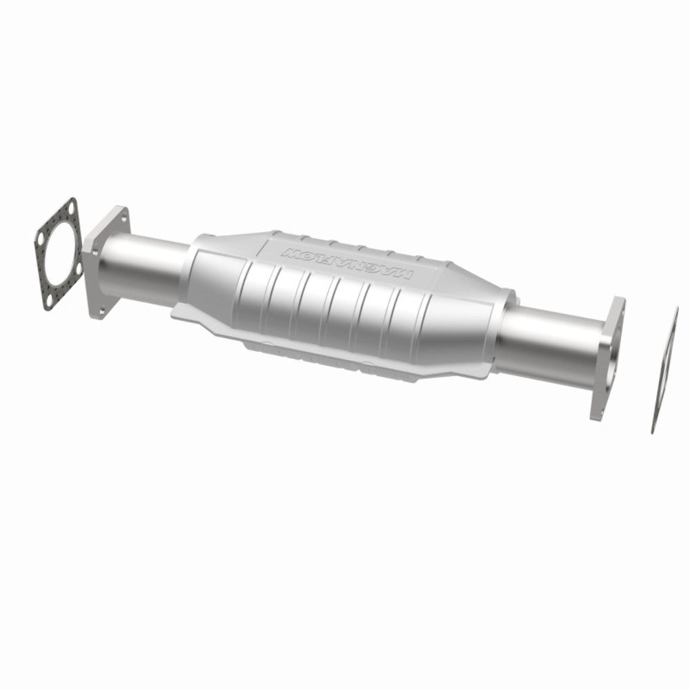 MagnaFlow direct-fit catalytic converter fits 1989-1991 Isuzu Trooper, 1991-1992 Isuzu Rodeo, and additional vehicles. Avoid potential exhaust leaks by using the included gaskets t