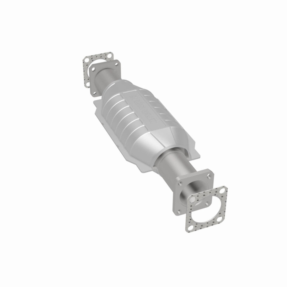 MagnaFlow direct-fit catalytic converter fits 1989-1991 Isuzu Trooper, 1991-1992 Isuzu Rodeo, and additional vehicles. Avoid potential exhaust leaks by using the included gaskets t