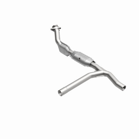 MagnaFlow direct-fit catalytic converter fits 01 Ford Trucks 4.6L stainless steel Federal EPA compliant OBDII 93153