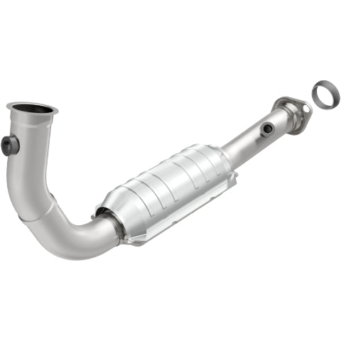 MagnaFlow direct-fit catalytic converter fits 2004 Liberty passenger side frt passenger side stainless steel Federal EPA compliant OBDII 93383