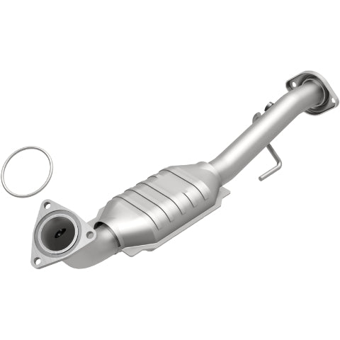 MagnaFlow direct-fit catalytic converter fits 2002-2006 Cadillac Escalade, 2001-2006 GMC Yukon, and additional vehicles. Avoid potential exhaust leaks by using the included gaskets